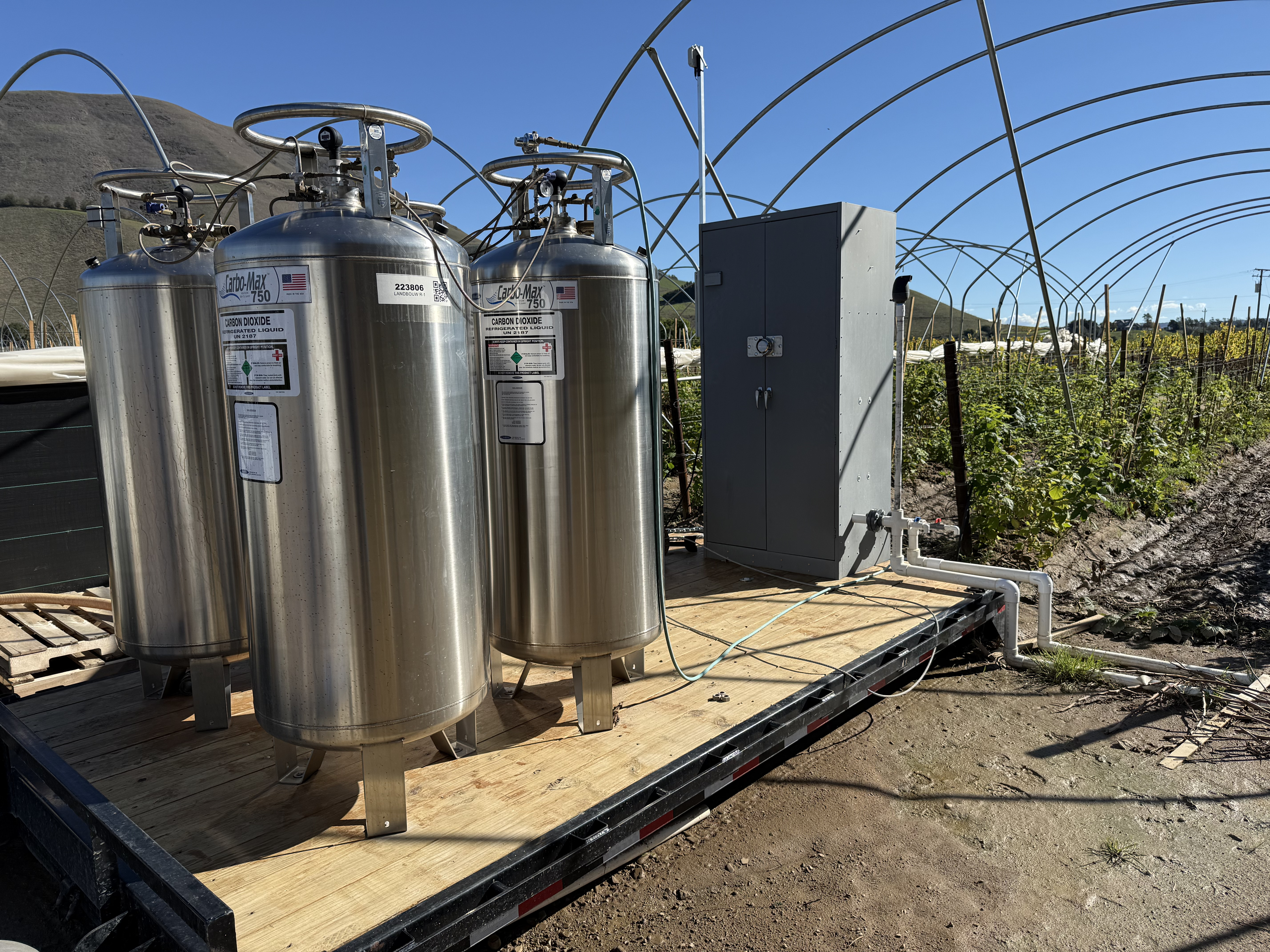ECO2MIX reactor at a California berry farm